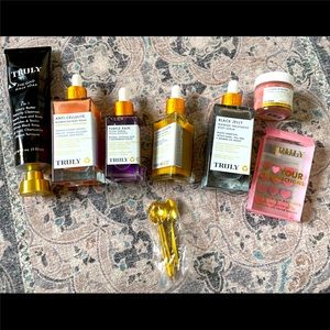 Truly beauty bundle with truly pink blanket